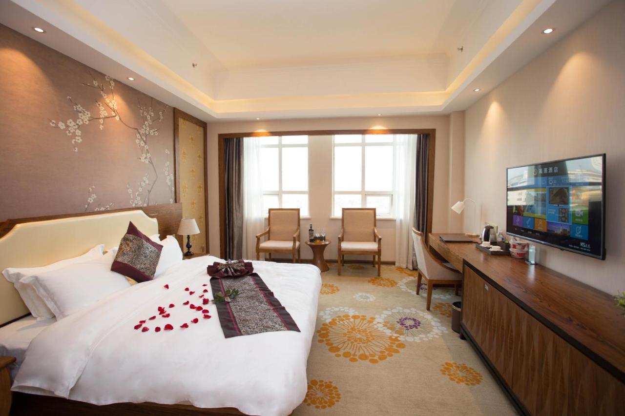 Hong Van Grand Hotel Mong Cai Dış mekan fotoğraf