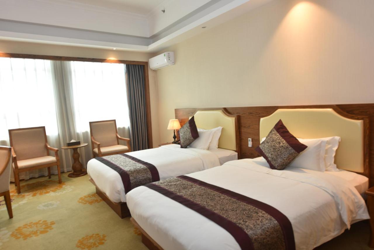 Hong Van Grand Hotel Mong Cai Dış mekan fotoğraf