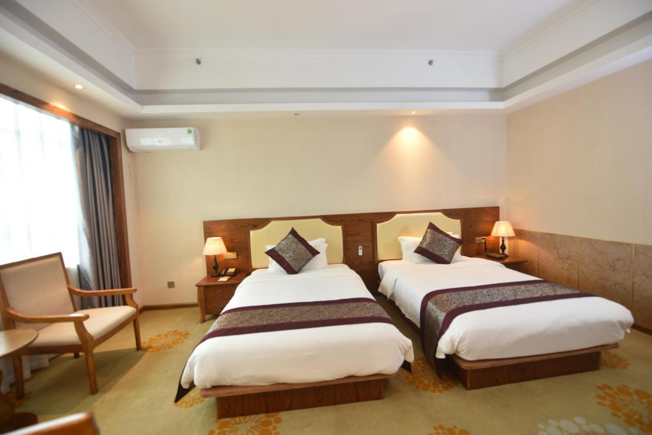 Hong Van Grand Hotel Mong Cai Dış mekan fotoğraf