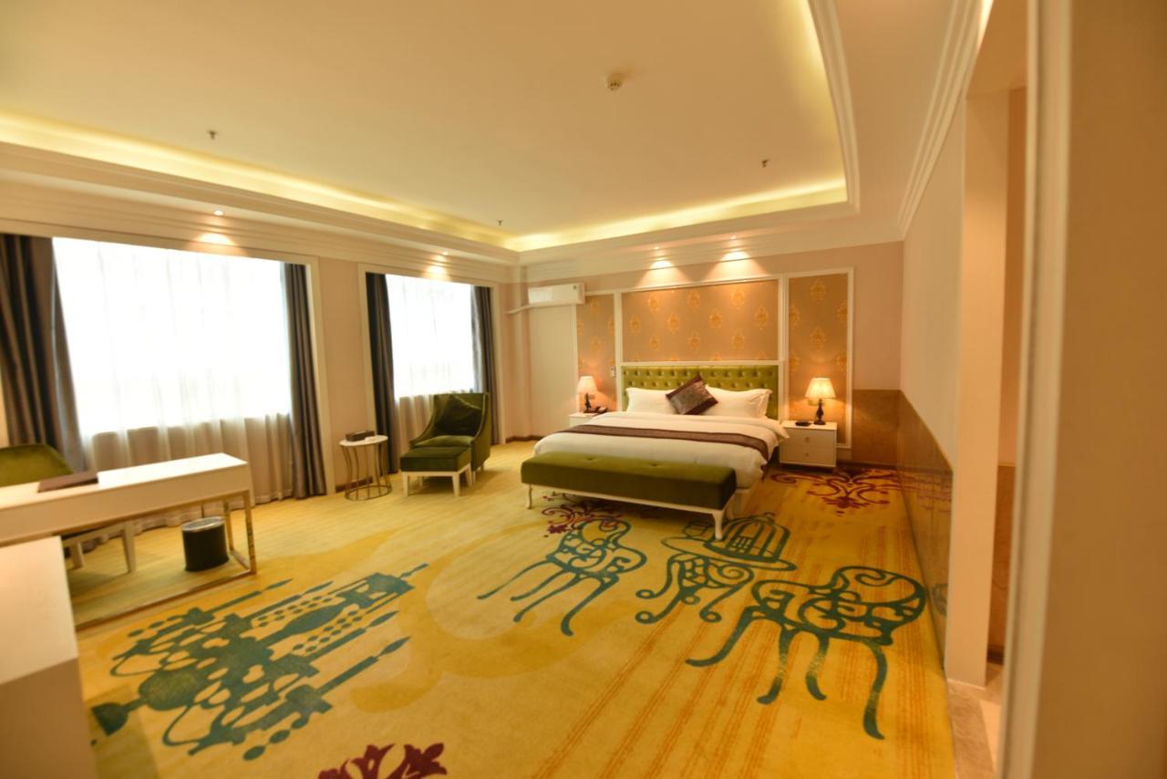Hong Van Grand Hotel Mong Cai Dış mekan fotoğraf